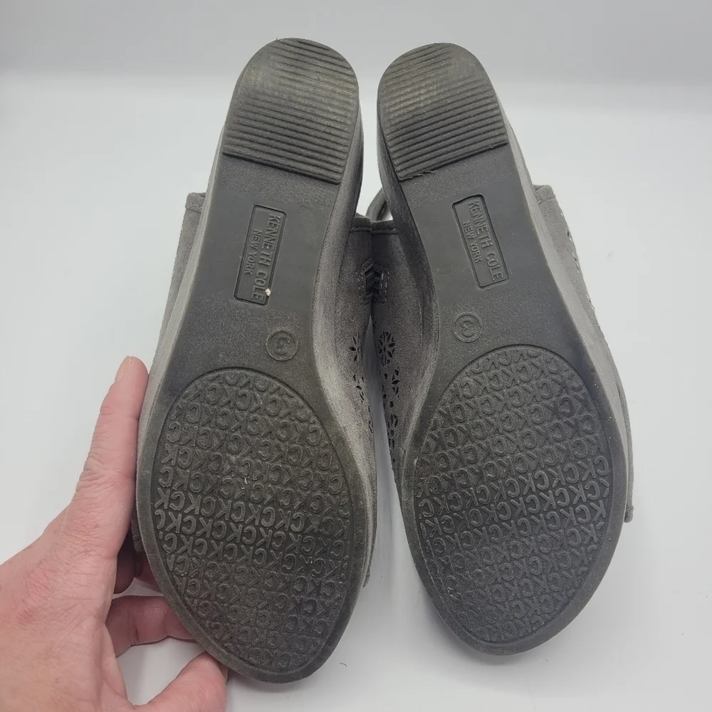 Kenneth Cole New York wedges size 3 corrie hazel grey